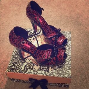 Pleasers Bordello size 9 NIB